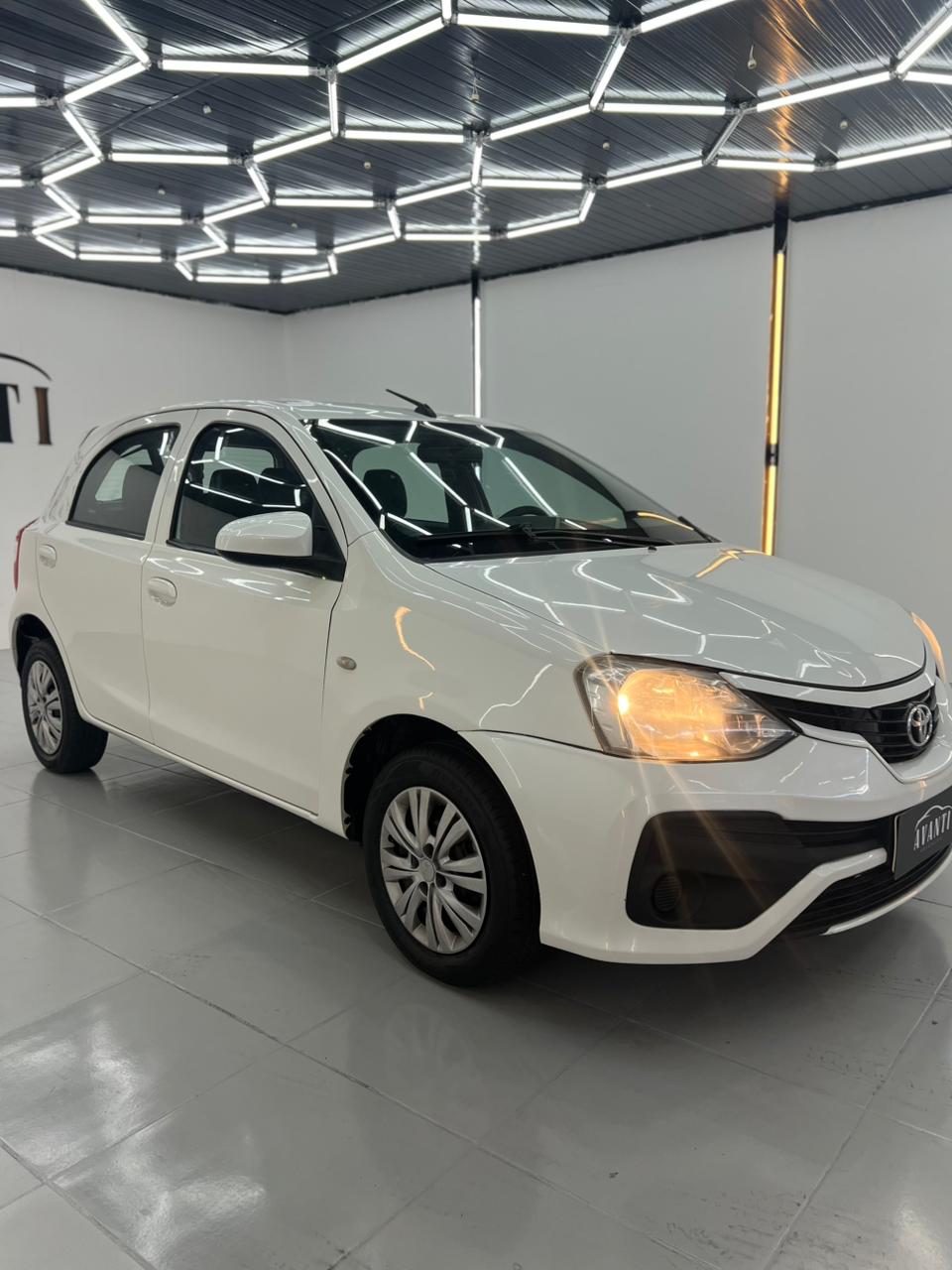 Toyota Etios X 1.3 Flex 16V 5P Mec. 2019